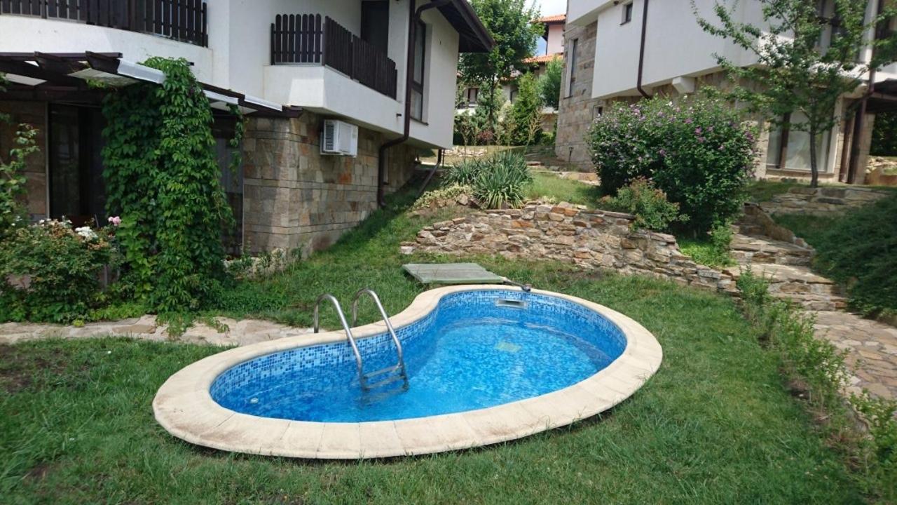 Villa Nina - Bay View Villas Kosharitsa Bagian luar foto