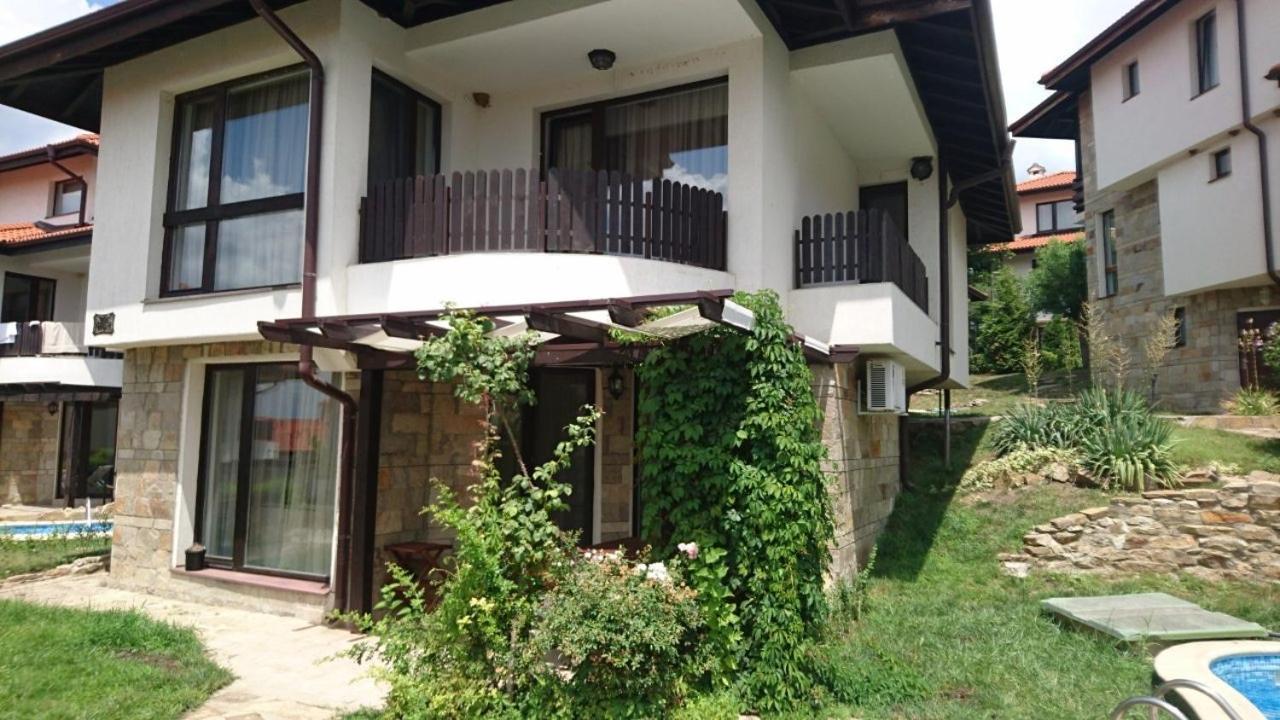 Villa Nina - Bay View Villas Kosharitsa Bagian luar foto