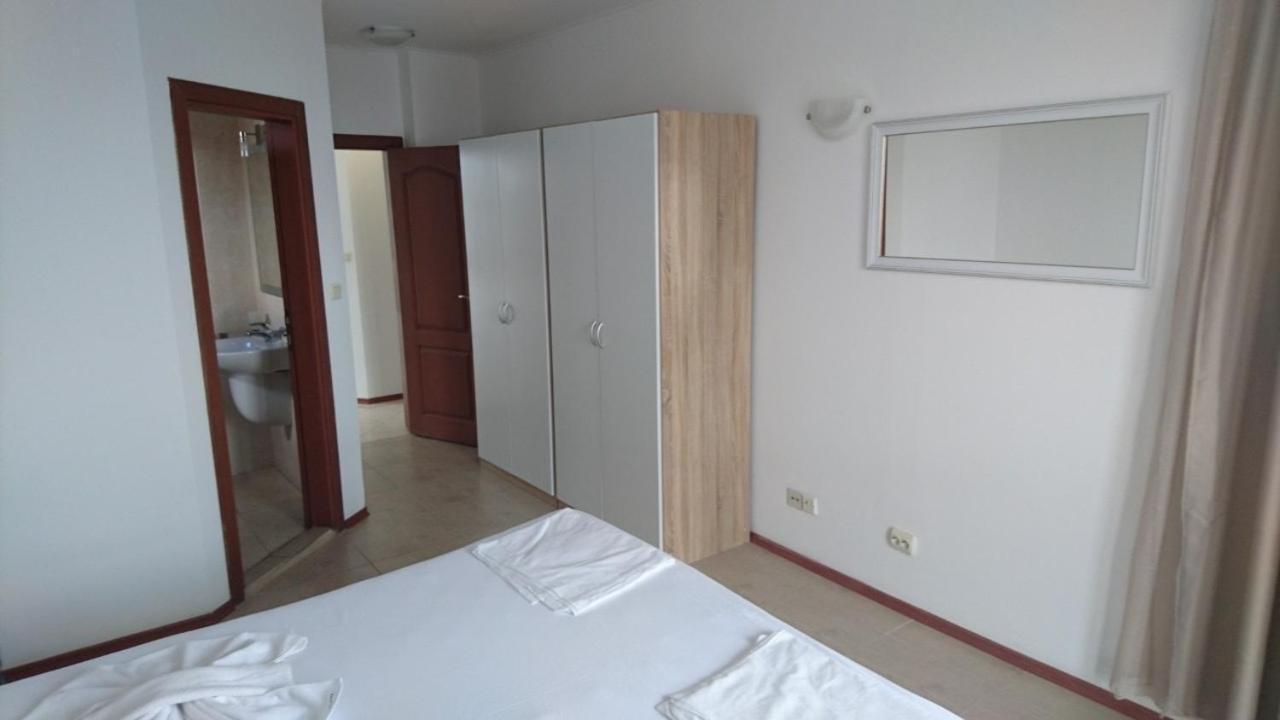 Villa Nina - Bay View Villas Kosharitsa Bagian luar foto